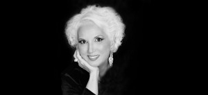 Susana_Rinaldi_homenajea_a_Julio_Cort_zar_en_los_Teatros_del_Canal