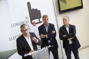 CLE_PresentacionCLE_2015Barbastro2_06102015