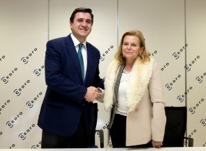 avier Palop, director de la Fundación SM y Carme Riera, presidenta de CEDRO