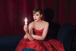 Pía-Foto-LUZ-Cartel_LCB1000-_0