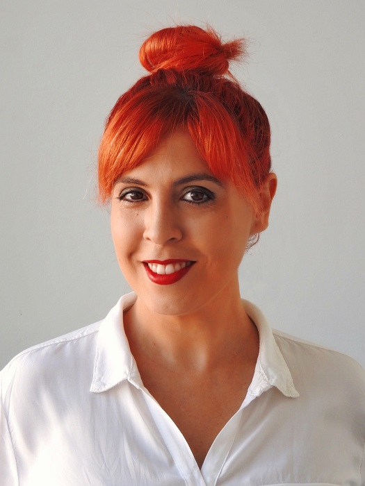 Entrevista a Ana Campoy por su novela 'Familia a la fuga'