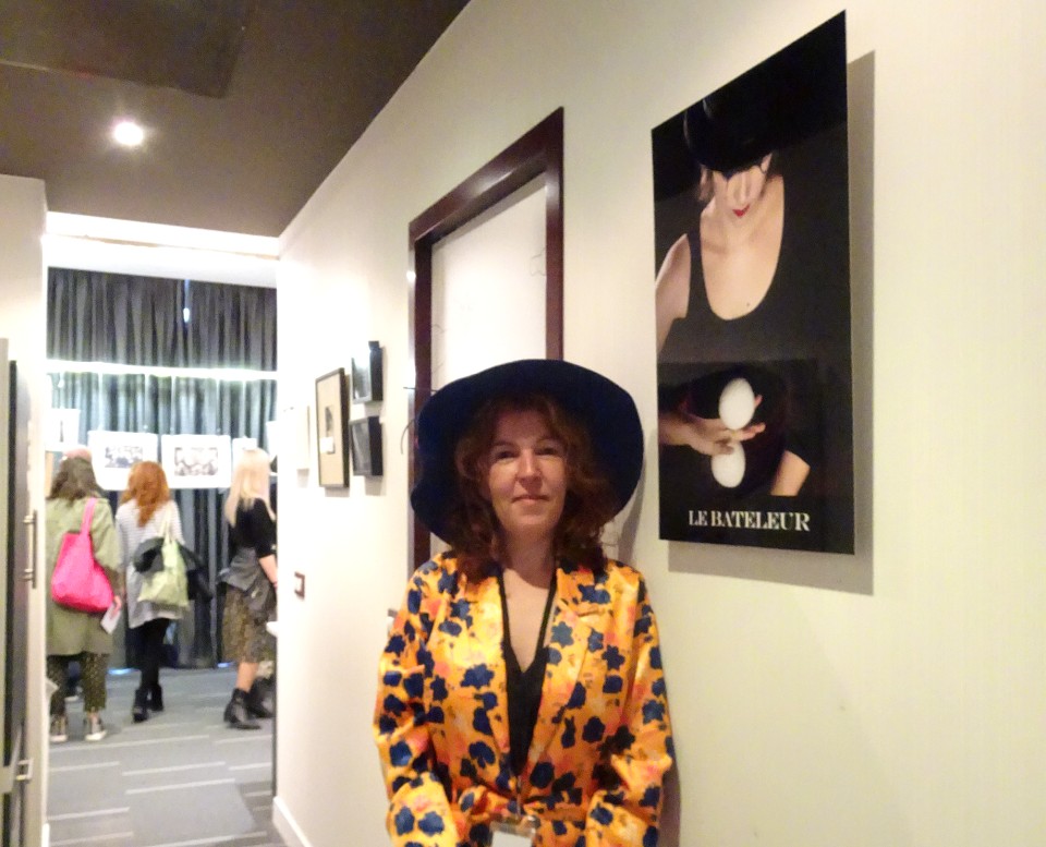 Helga M. Pallares en Hybrid