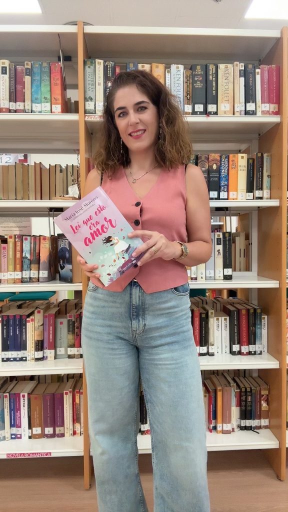 Entrevista a María José Moreno, autora de 'Leí que esto era amor'